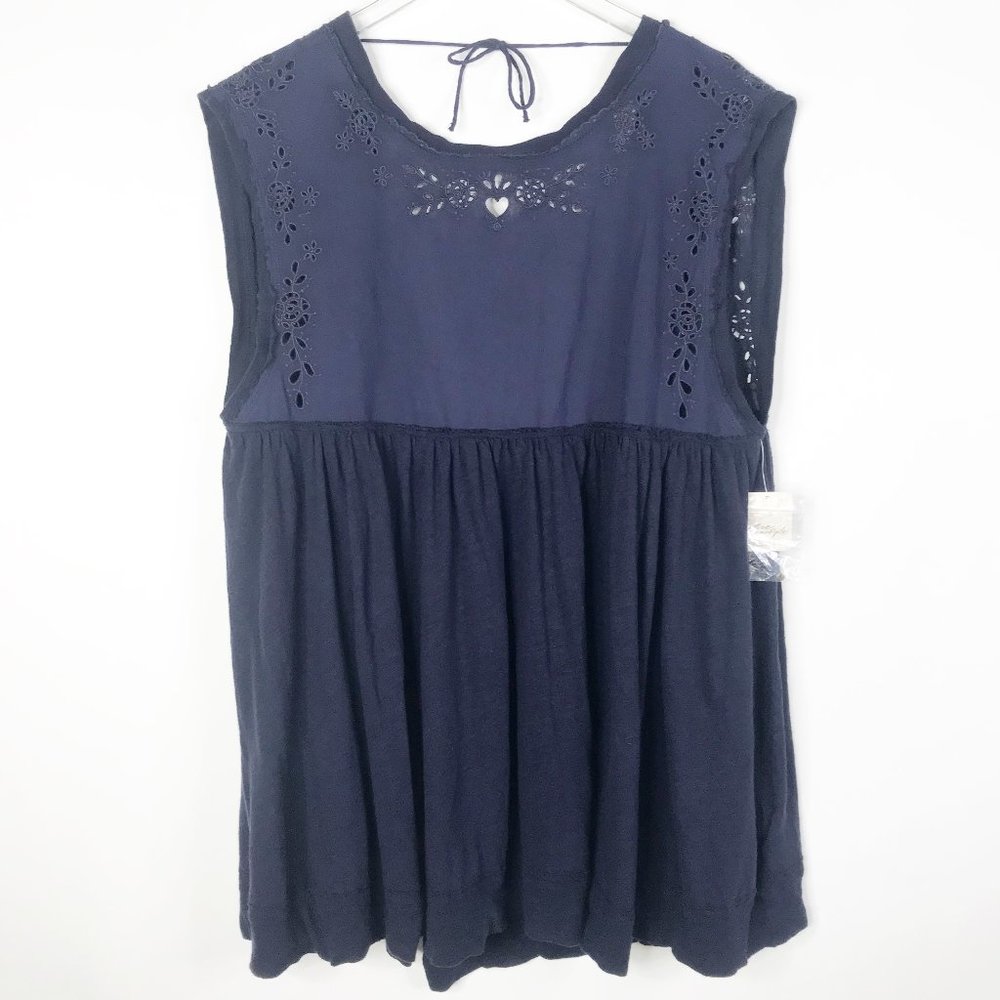 Free People Tunic Top Women Large Navy Floral Eyelet Cutout Tie Back Linen Blend